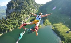 瓦力棋牌app-最后一战，拉什福德的鞠躬，定义了唯一的焦点