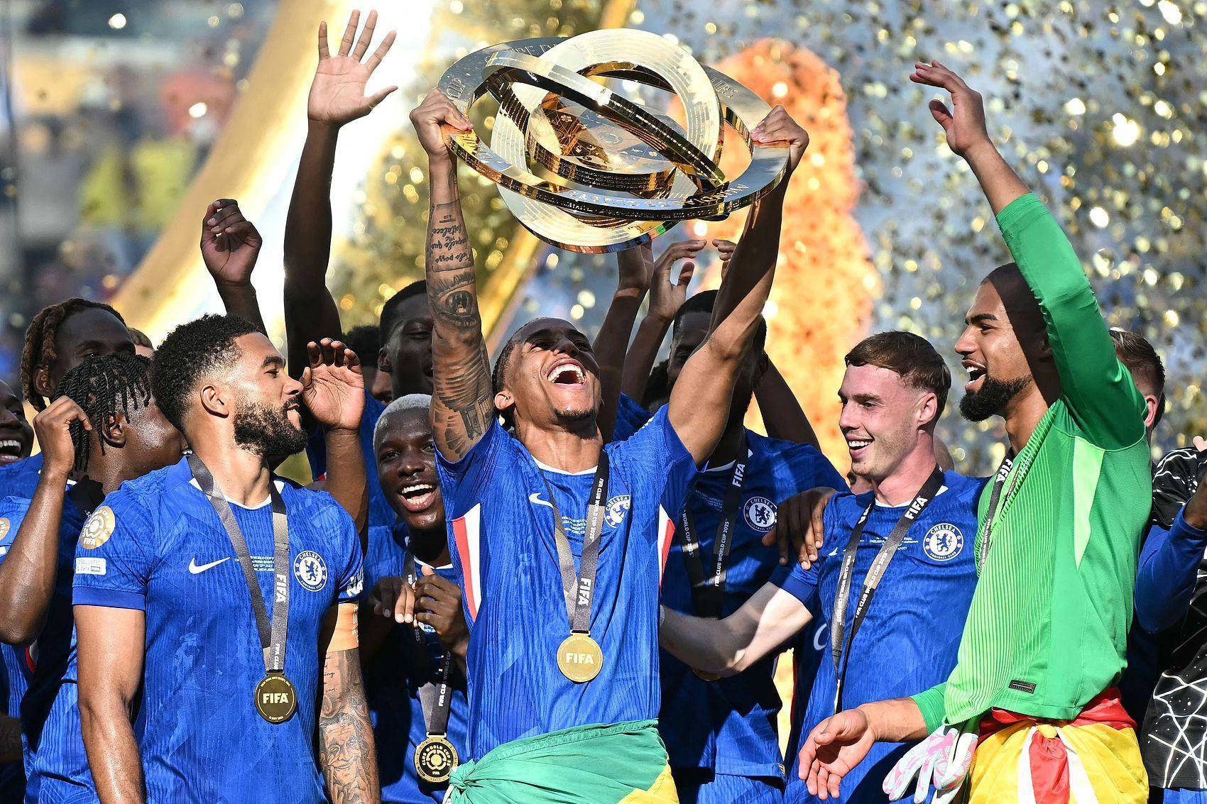 巴黎圣日耳曼大胜在望，球队士气高昂的简单介绍