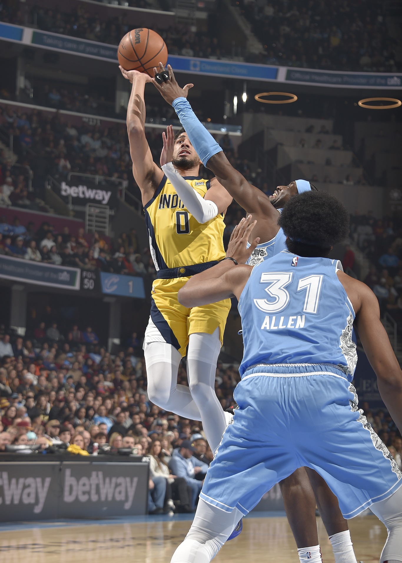 斯凯尔布鲁球员伤愈归队，提振全队士气