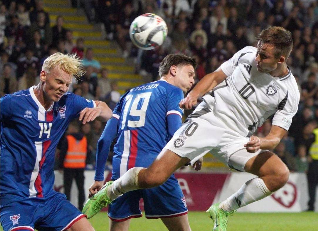 欧预赛英格兰对阵波兰，战平收场