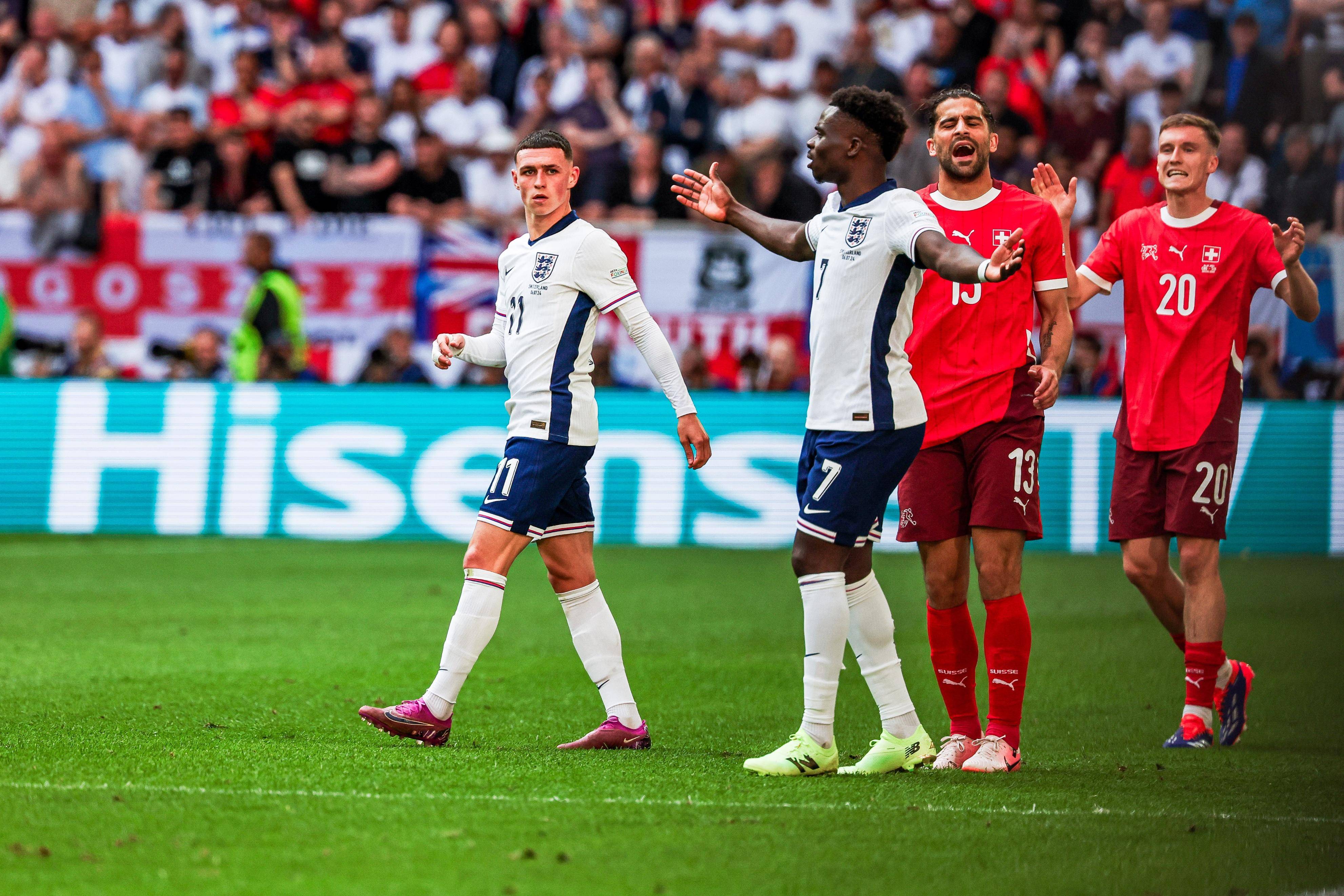 欧预赛英格兰对阵波兰，战平收场