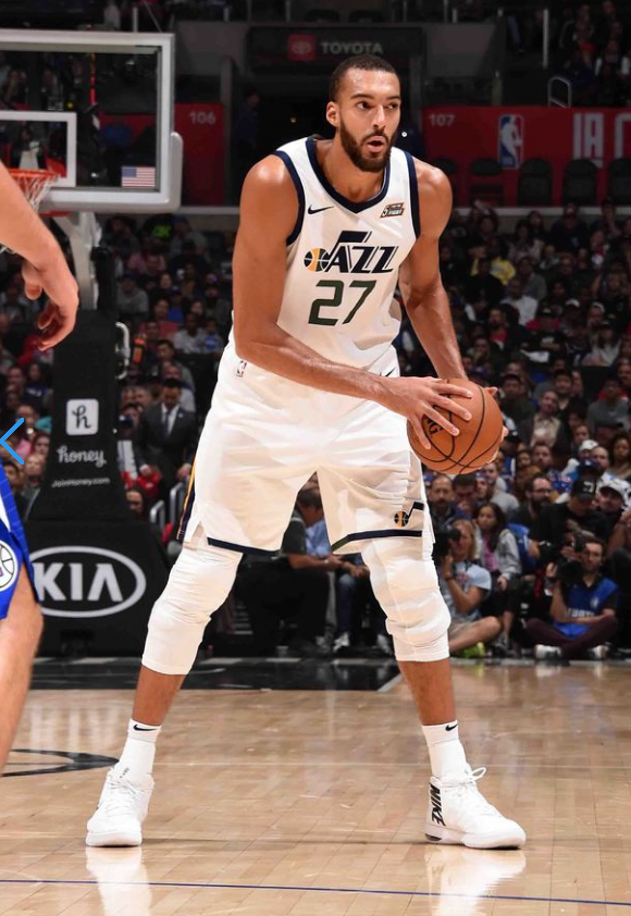 爵士客胜快船,康利砍下关键最后一球力挽狂澜 爵士客胜快船,康利砍下关键最后一球力挽狂澜