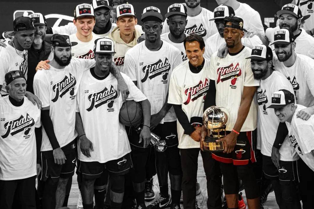 关于公牛队新赛季引进大牌球员,冲击东部霸主地位的信息 关于公牛队新赛季引进大牌球员,冲击东部霸主地位的信息