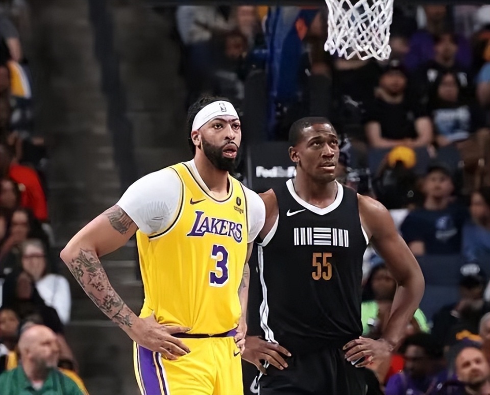 湖人晋级西部决赛,将对阵灰熊 湖人晋级西部决赛,将对阵灰熊