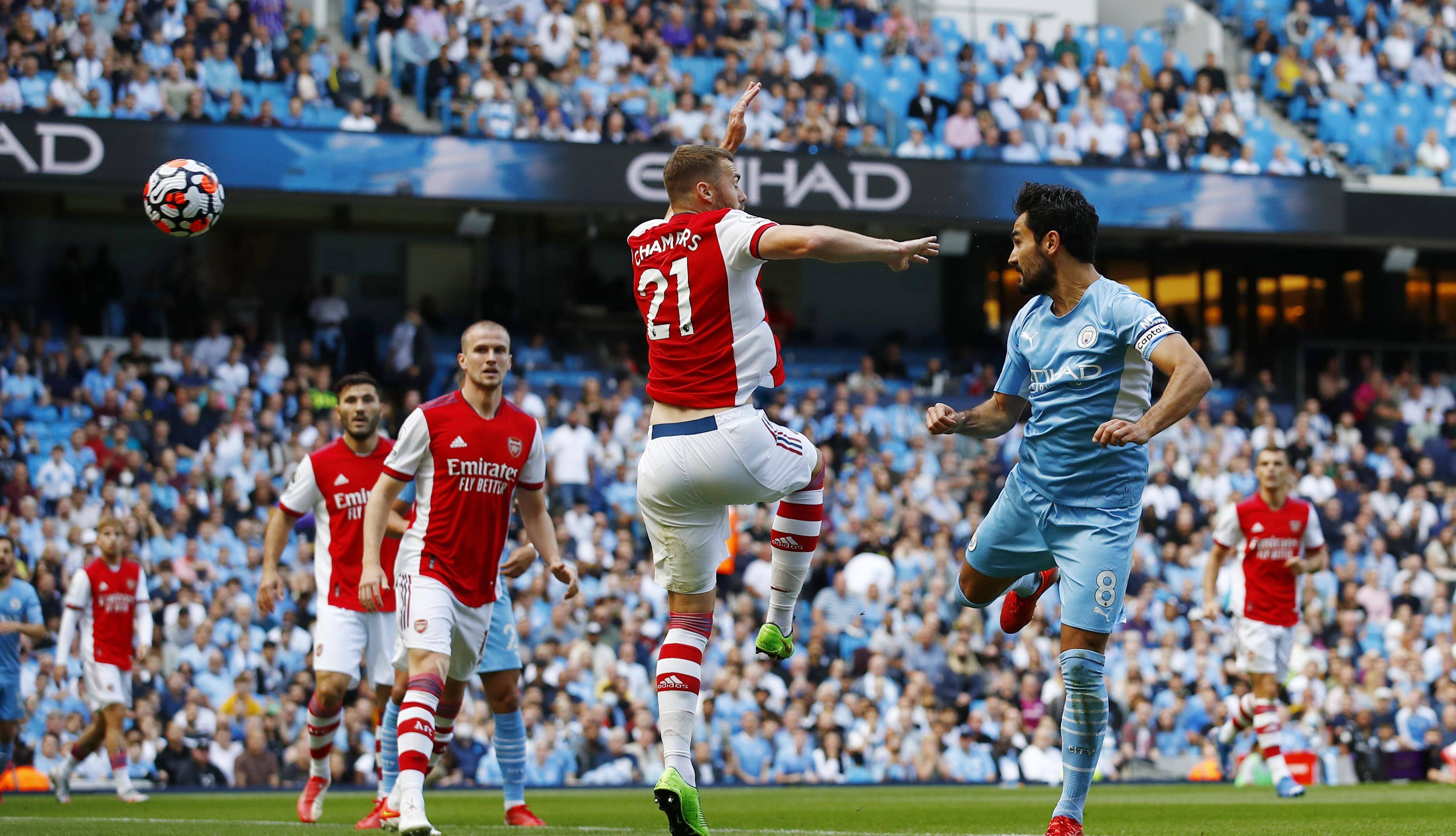 包含阿森纳血洗乌拉圭，费兰·托雷斯一己之力扛起全队的词条