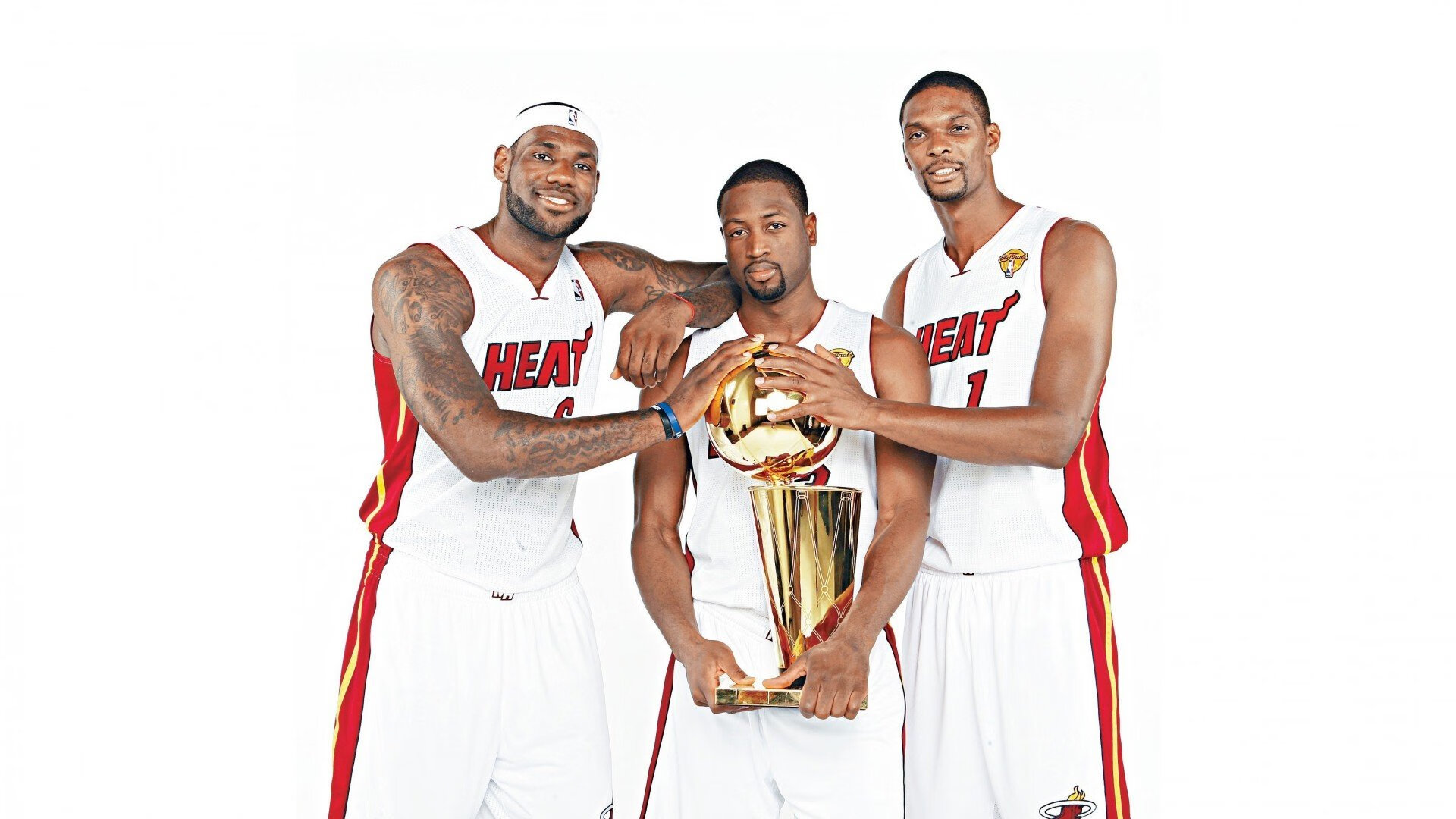 雷霆万钧！亚历山大绝命三分冷刃封喉，逆转热火铸就季后赛经典